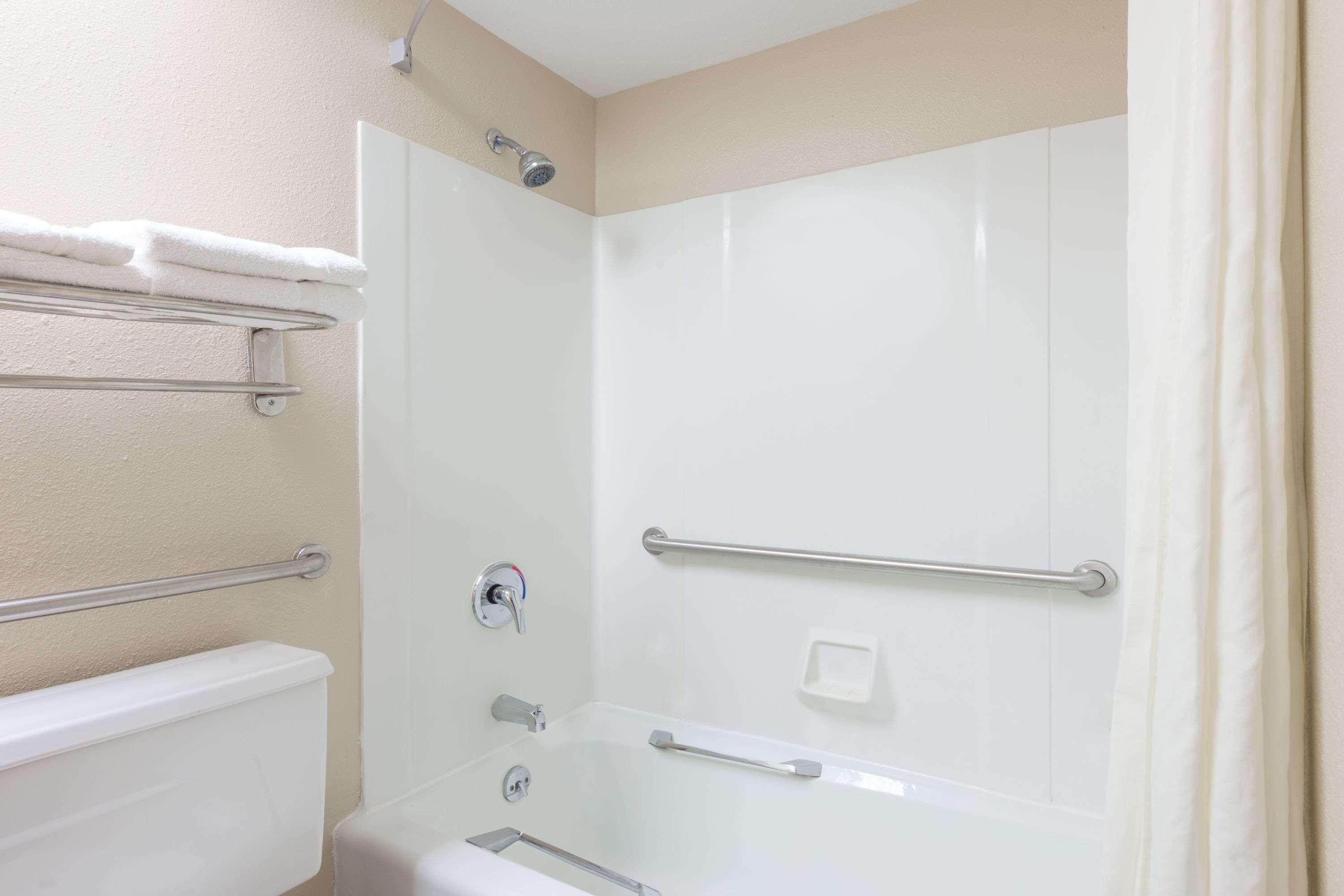 Super 8 By Wyndham St Charles Hotel Saint Charles Ngoại thất bức ảnh